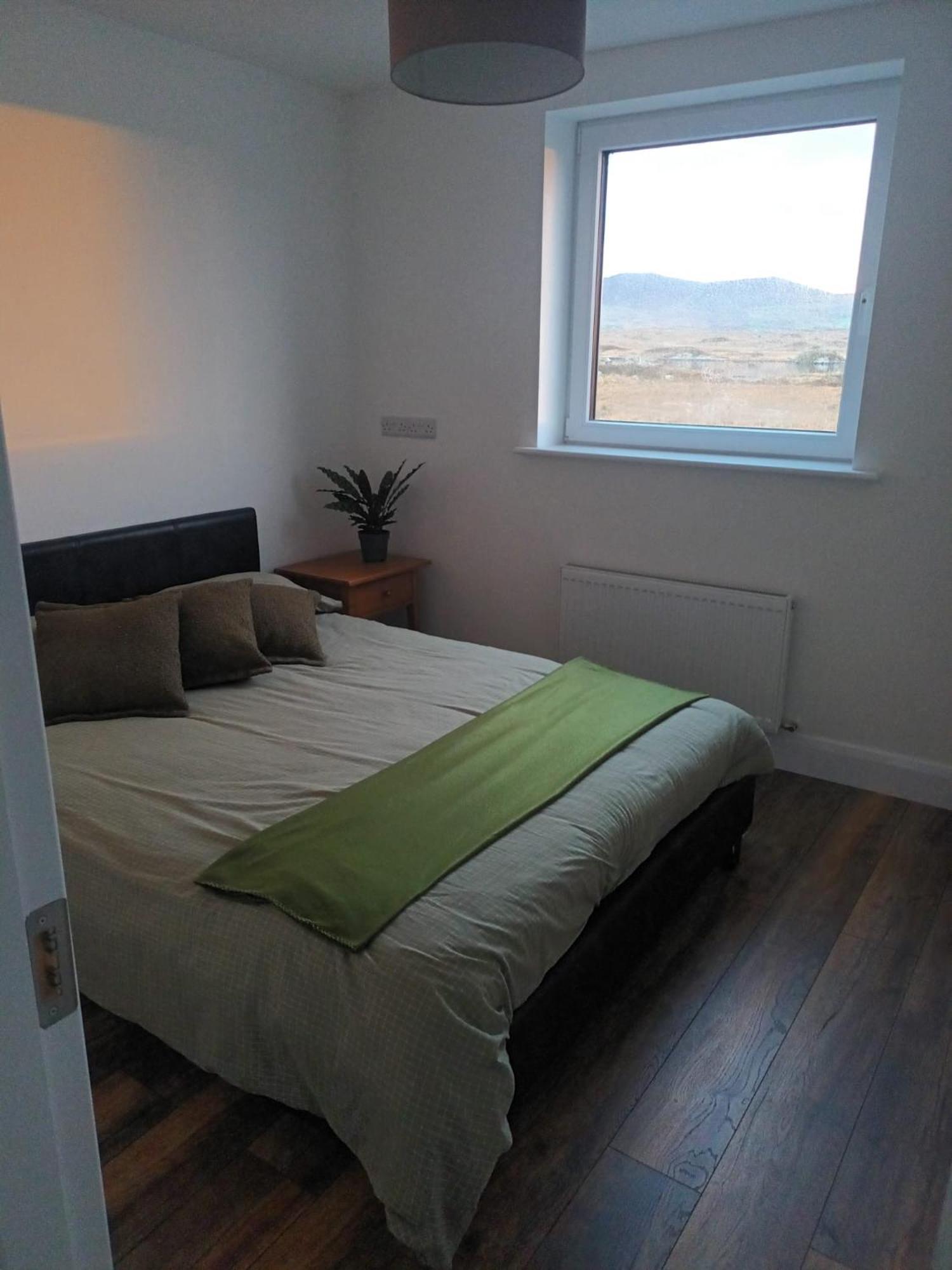 Connemara Lake View Apartment Camus Eighter Eksteriør billede