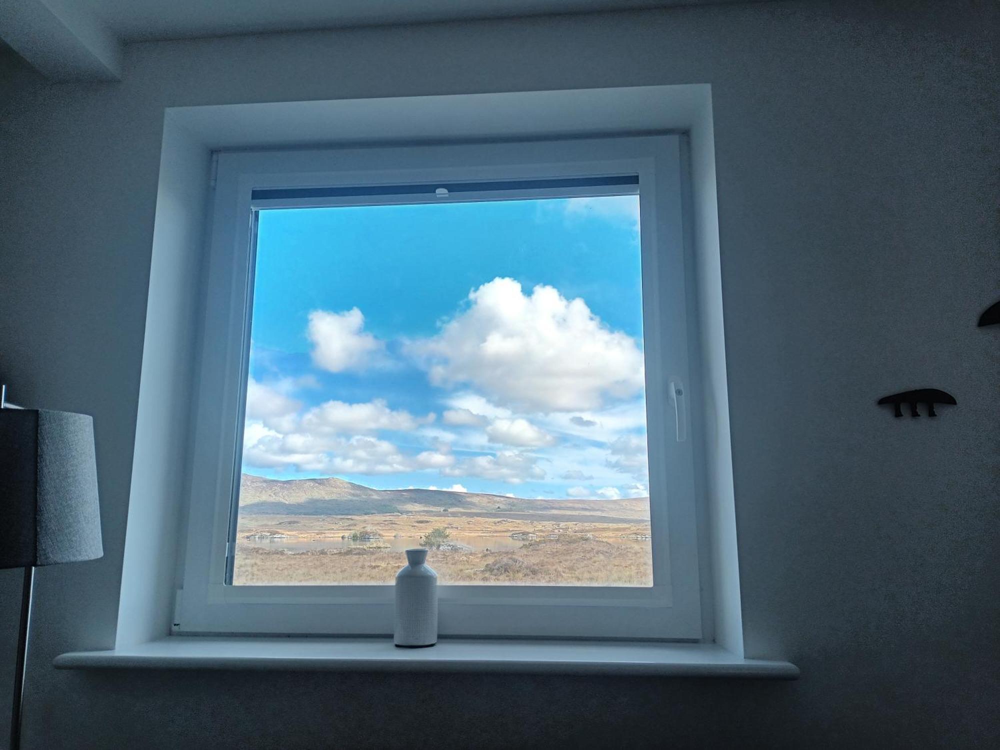 Connemara Lake View Apartment Camus Eighter Eksteriør billede